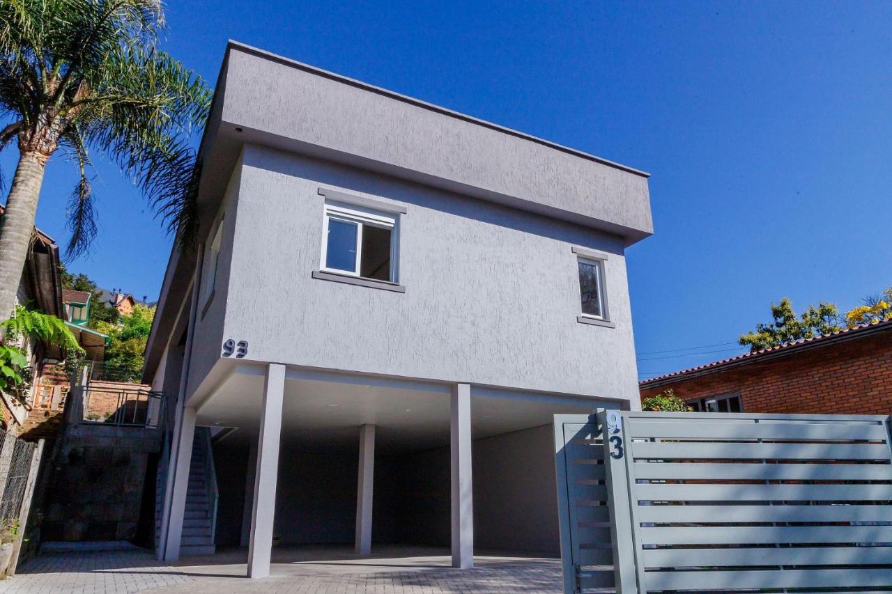 Ferienwohnung Locar-In Gramado Flat Centro A 600 M Da Rua Coberta Exterior foto