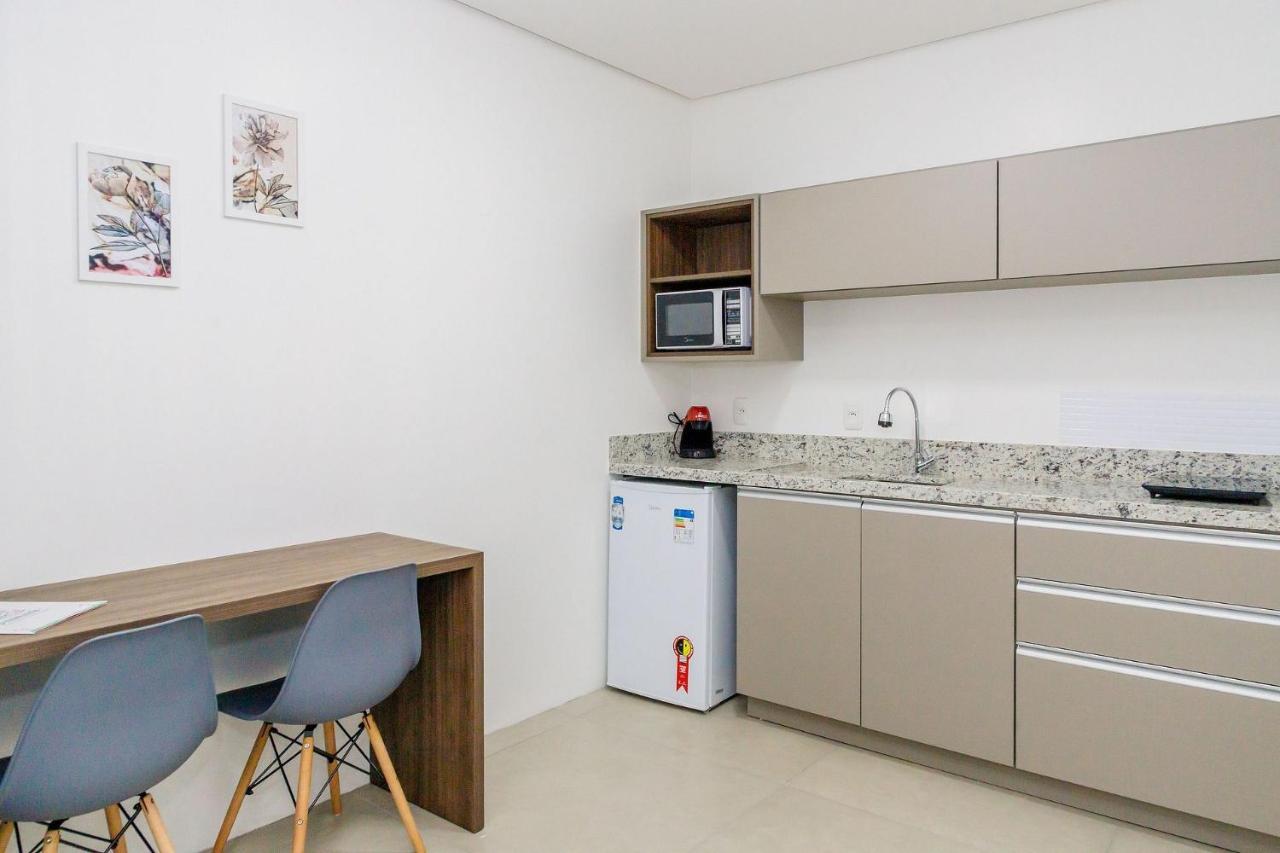 Ferienwohnung Locar-In Gramado Flat Centro A 600 M Da Rua Coberta Exterior foto
