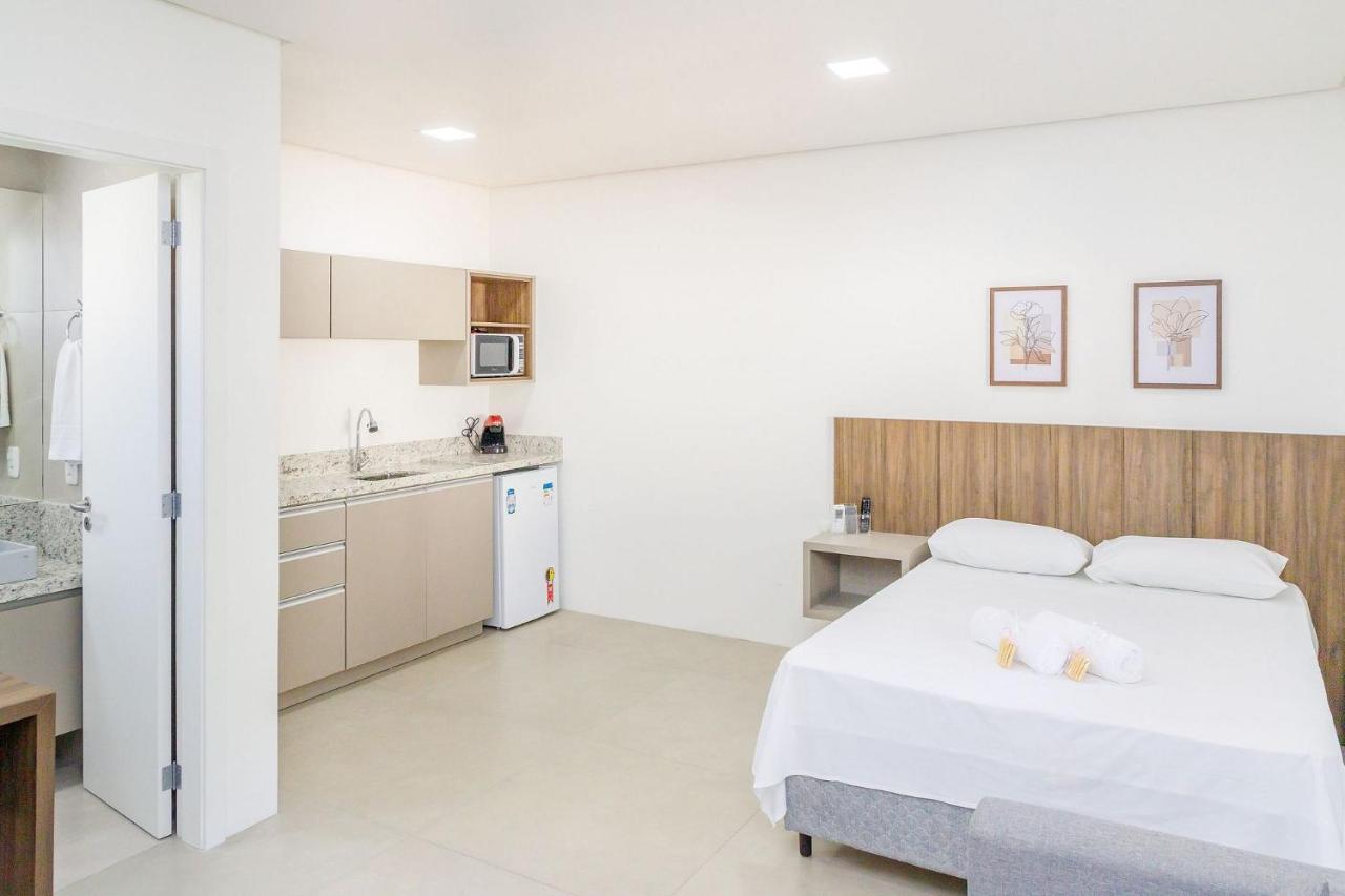 Ferienwohnung Locar-In Gramado Flat Centro A 600 M Da Rua Coberta Exterior foto